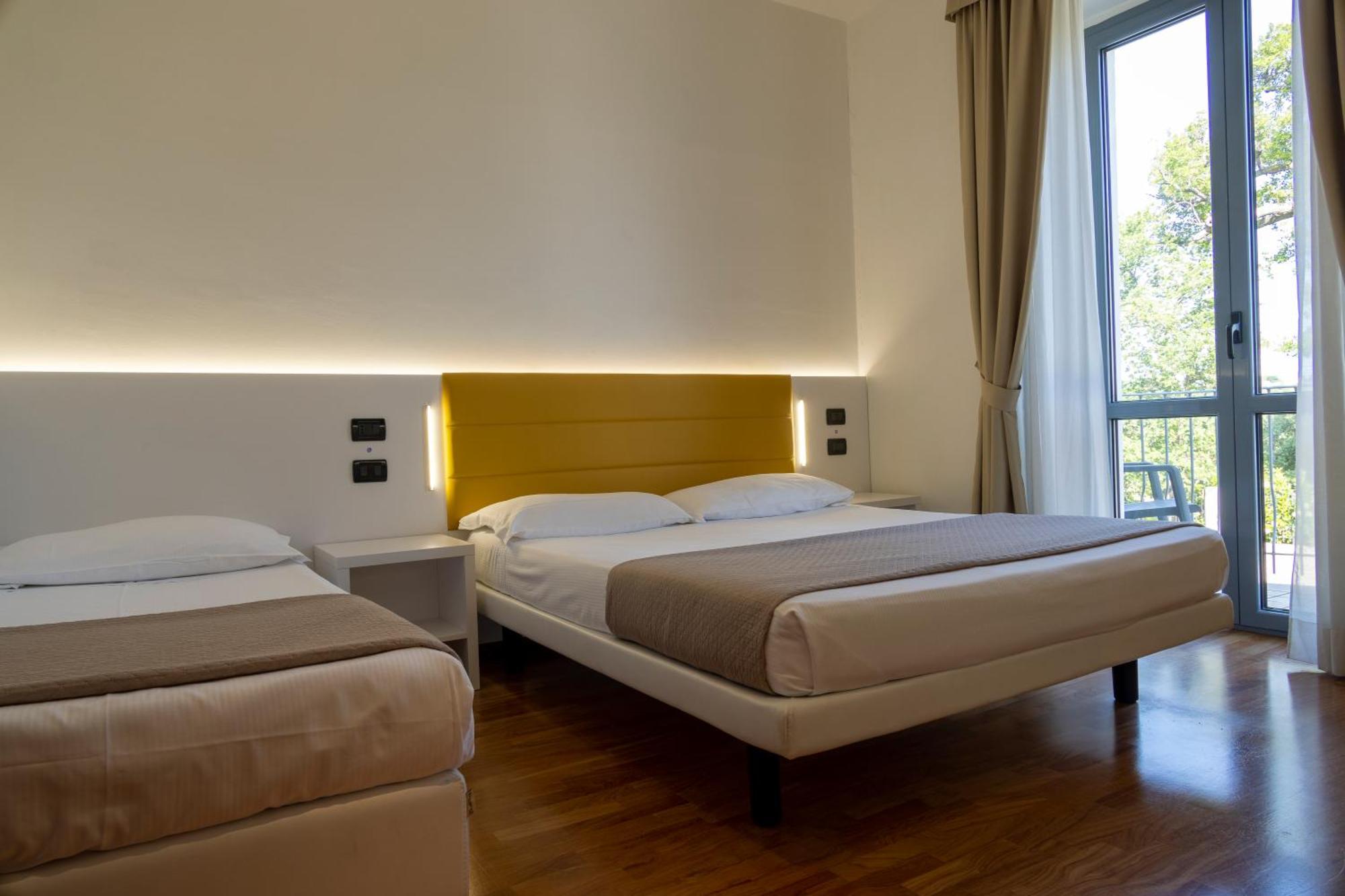 Hotel Palazzo Bello - Nuova Gestione Recanati Buitenkant foto