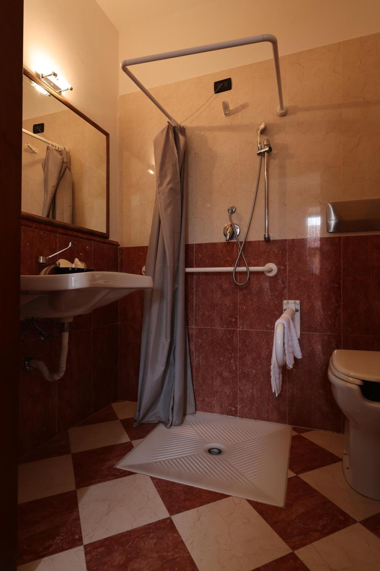Hotel Palazzo Bello - Nuova Gestione Recanati Buitenkant foto