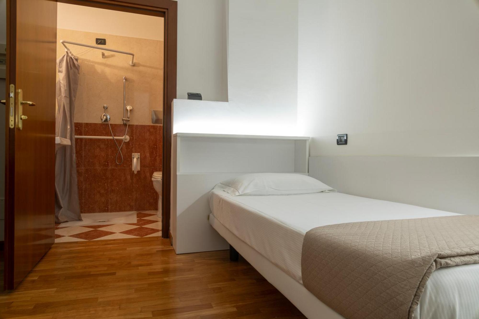 Hotel Palazzo Bello - Nuova Gestione Recanati Buitenkant foto